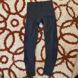 Zyia leggings